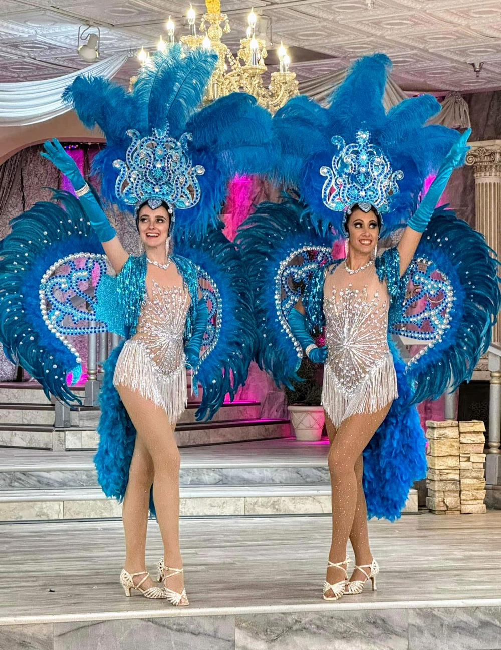 Blue+Rhinestone+Feather+Backing+with+Blue+Feather+Headdress